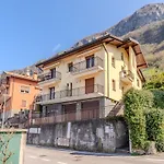 La Finestra Su Bellagio By Interhome